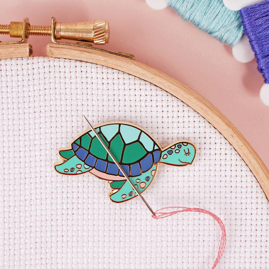 Turtle Magnetic Needle Minder